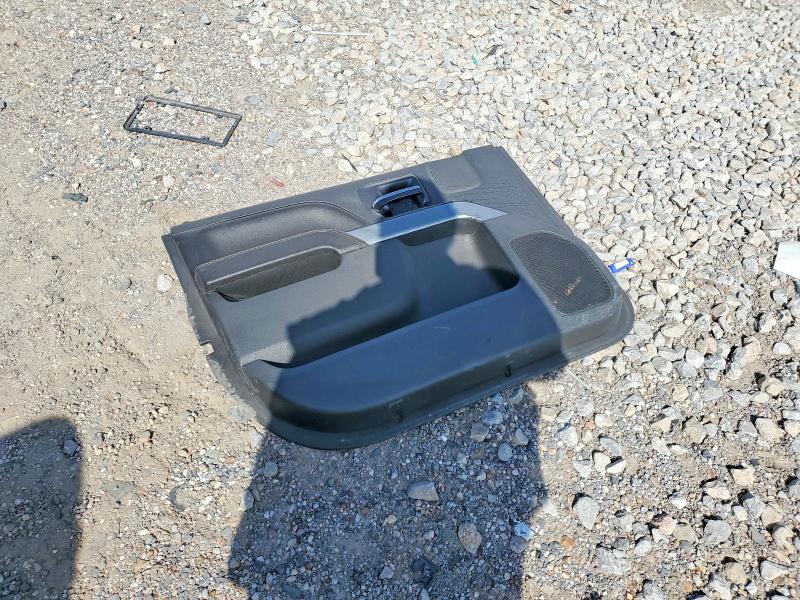 2017 Chevrolet Silverado მანქანა იყიდება აუქციონზე, vin: 3GCUKRECXHG129809, აუქციონის ნომერი: 62235786