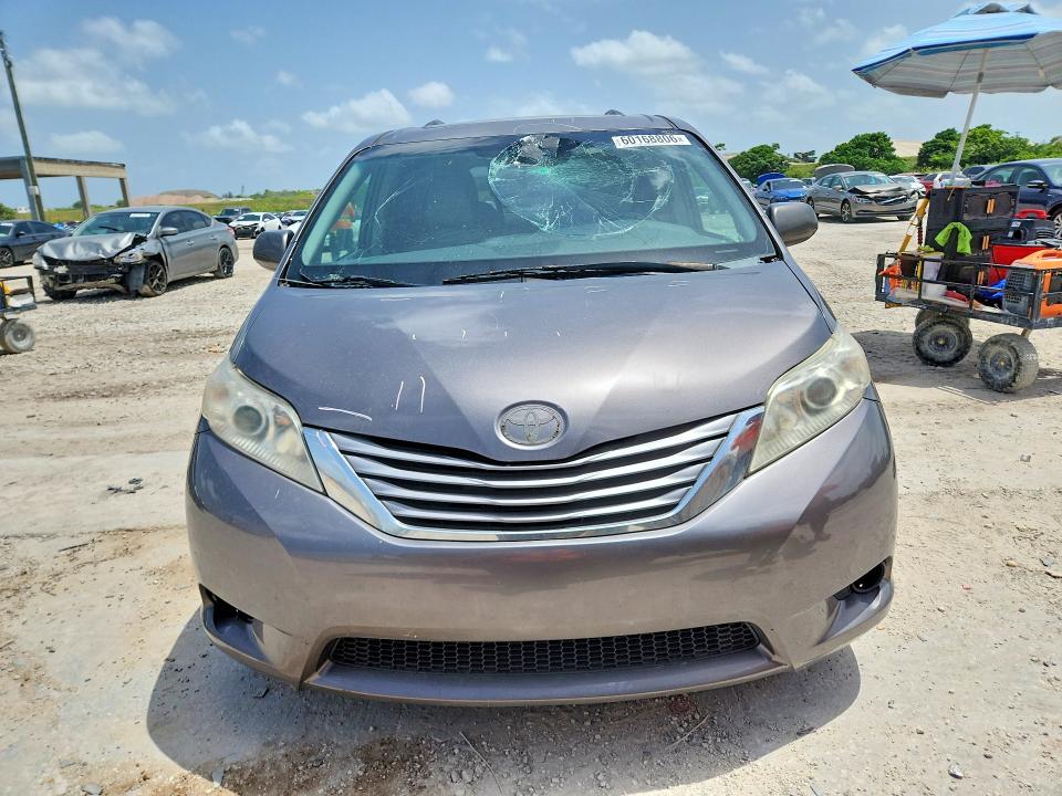 Aukcja sprzedaży 2016 Toyota Sienna, vin: 5TDYK3DC0GS721834, numer aukcji: 60168806
