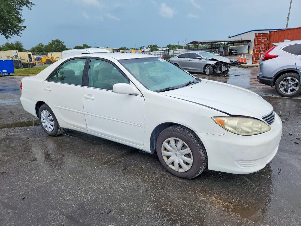 62634496 :رقم المزاد ، 4T1BE32K06U711074 vin ، 2006 Toyota Camry مزاد بيع