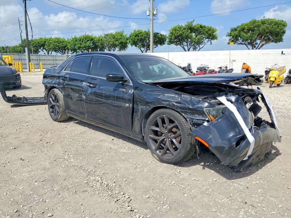 60624816 :رقم المزاد ، 2C3CCAAGXGH343849 vin ، 2016 Chrysler 300 مزاد بيع