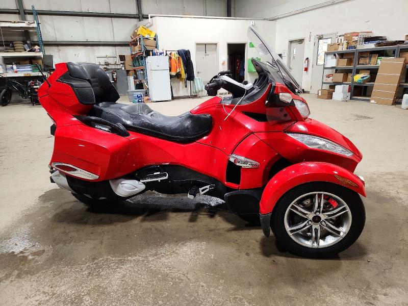 2011 Can-am Spyder Roadster მანქანა იყიდება აუქციონზე, vin: 2BXJBHC10BV000677, აუქციონის ნომერი: 63281806