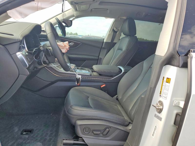 62823746 :رقم المزاد ، WA1FVBF19ND021916 vin ، 2022 Audi Q8 مزاد بيع