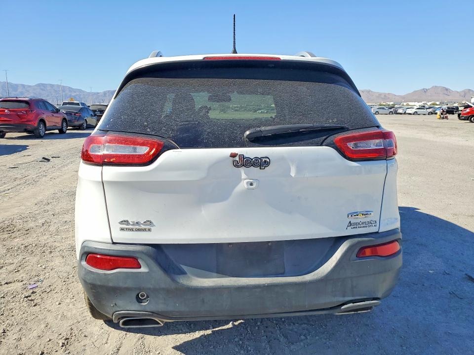 62962176 :رقم المزاد ، 1C4PJMLX1JD526966 vin ، 2018 Jeep Cherokee مزاد بيع