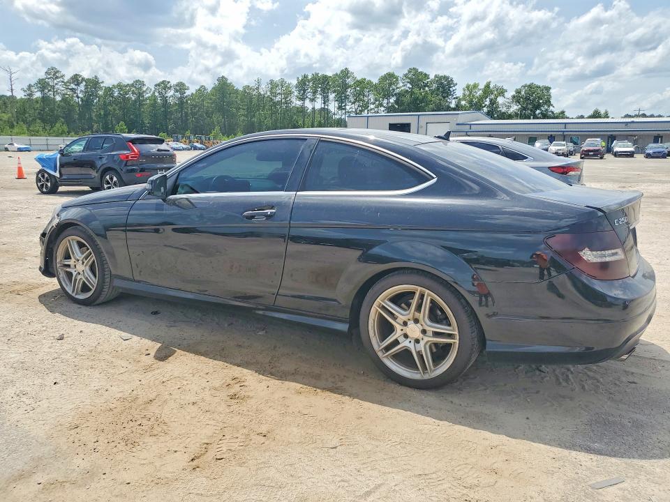 62044426 :رقم المزاد ، WDDGJ4HB5EG200708 vin ، 2014 Mercedes-benz C مزاد بيع