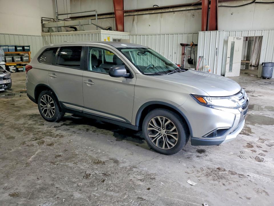 Продажа на аукционе авто 2018 Mitsubishi Outlander, vin: JA4AZ3A37JZ056559, номер лота: 63428576