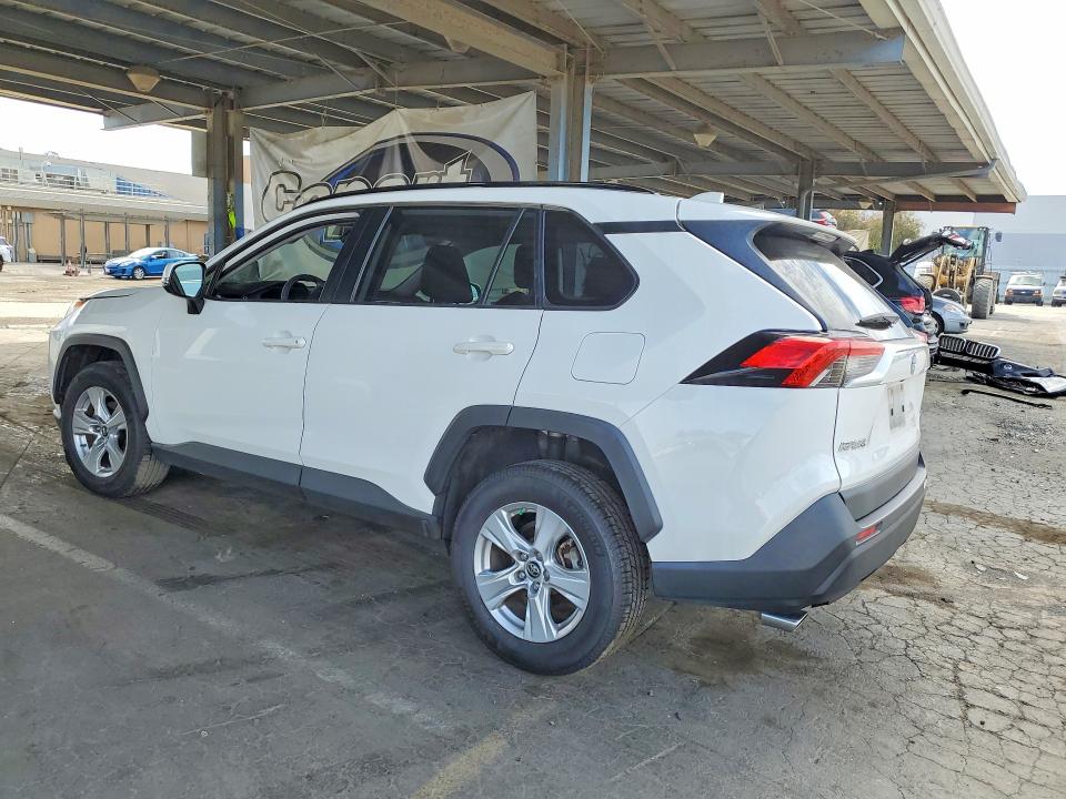 Продажа на аукционе авто 2019 Toyota Rav4, vin: JTMW1RFV1KJ013903, номер лота: 61059046