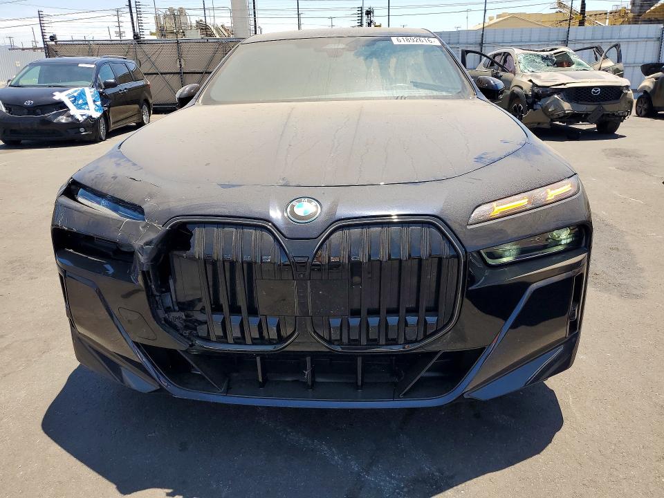 Продаж на аукціоні авто 2025 Bmw I7, vin: WBY53EJ08SCT50453, номер лоту: 61892616