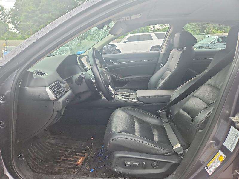 60239526 :رقم المزاد ، 1HGCV2F59KA010733 vin ، 2019 Honda Accord مزاد بيع