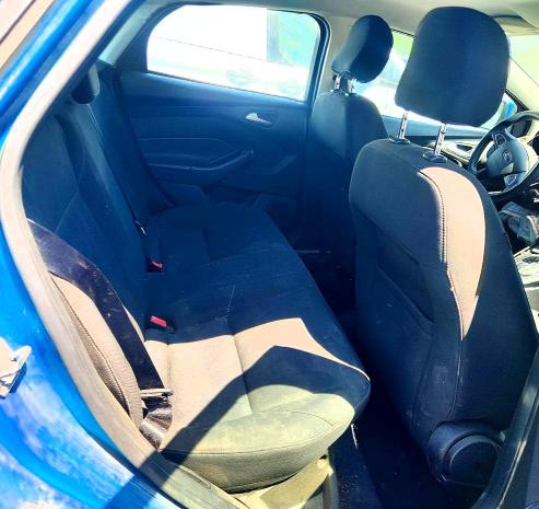 Продажа на аукционе авто 2016 Ford Focus, vin: 1FADP3F28GL262872, номер лота: 59123006