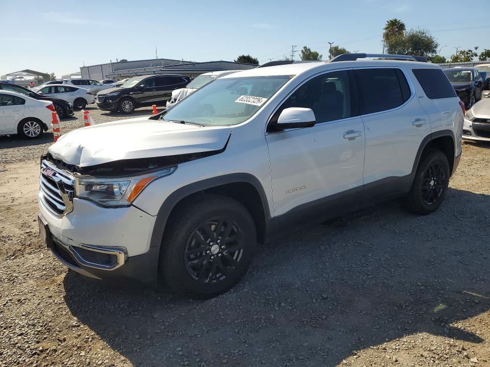 62352926 :رقم المزاد ، 1GKKNMLS4JZ155926 vin ، 2018 Gmc Acadia مزاد بيع