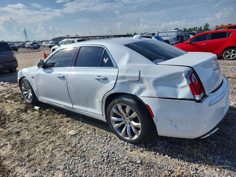 60803776 :رقم المزاد ، 2C3CCAPT9FH769244 vin ، 2015 Chrysler 300c مزاد بيع