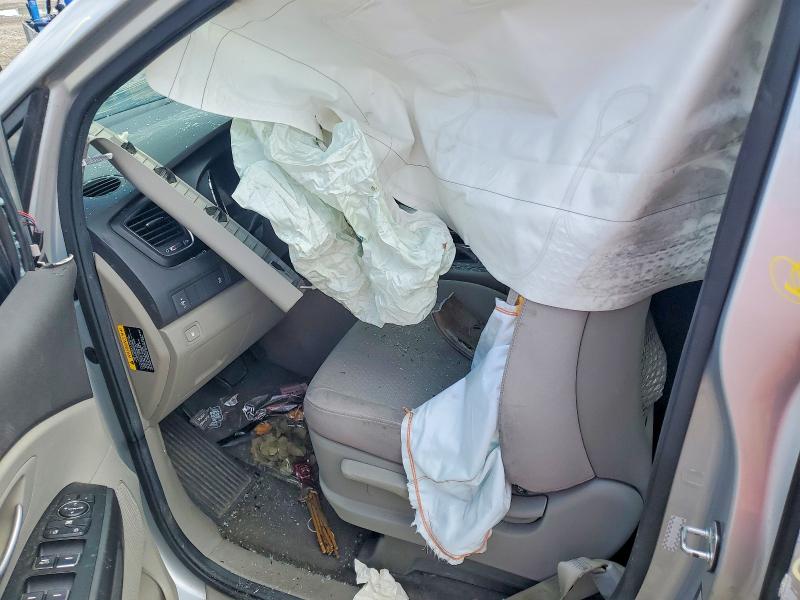 Продажа на аукционе авто 2016 Kia Sedona, vin: KNDMA5C1XG6102221, номер лота: 62129856