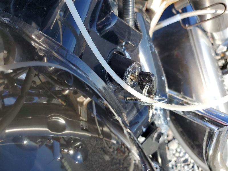 85975595 :رقم المزاد ، JYAVP11E24A051951 vin ، 2004 Yamaha Xvs1100 مزاد بيع