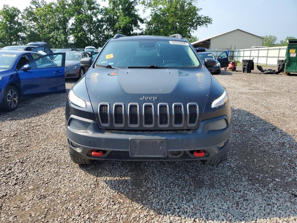 2015 Jeep Cherokee მანქანა იყიდება აუქციონზე, vin: 1C4PJMBSXFW639834, აუქციონის ნომერი: 59262656