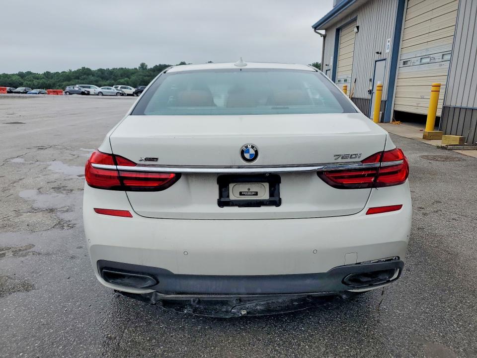 2018 Bmw 750 მანქანა იყიდება აუქციონზე, vin: WBA7F2C50JG423747, აუქციონის ნომერი: 60272456