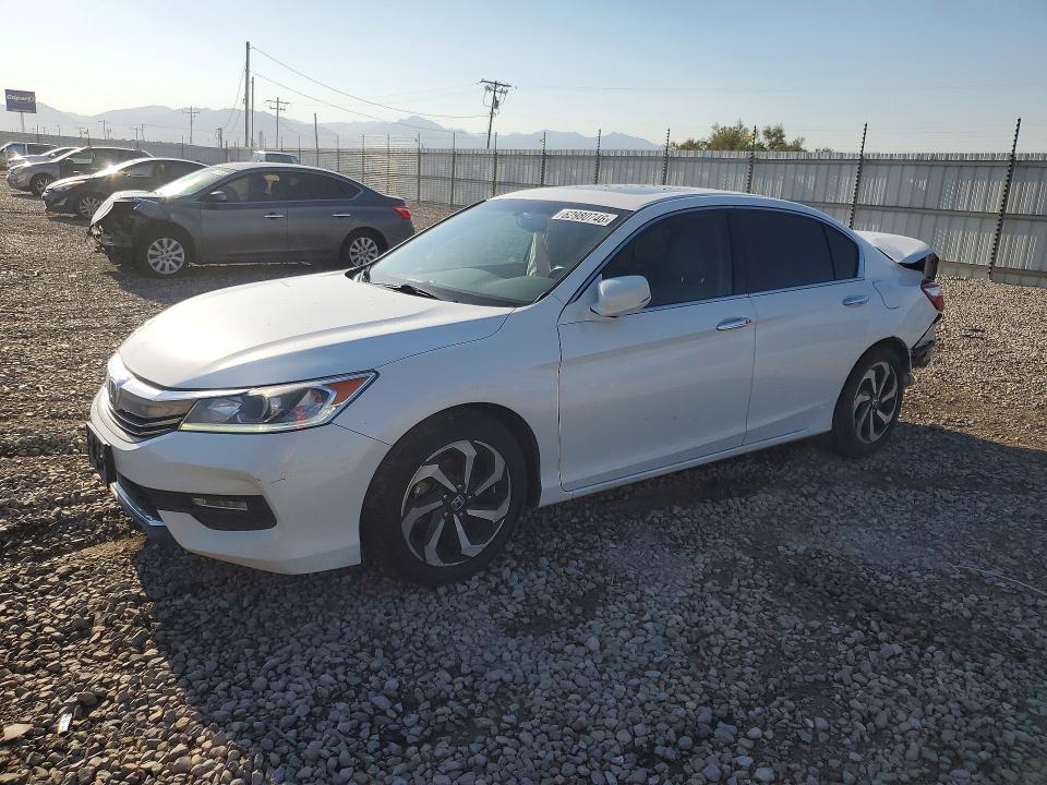 Aukcja sprzedaży 2017 Honda Accord, vin: 1HGCR3F87HA023171, numer aukcji: 62980746