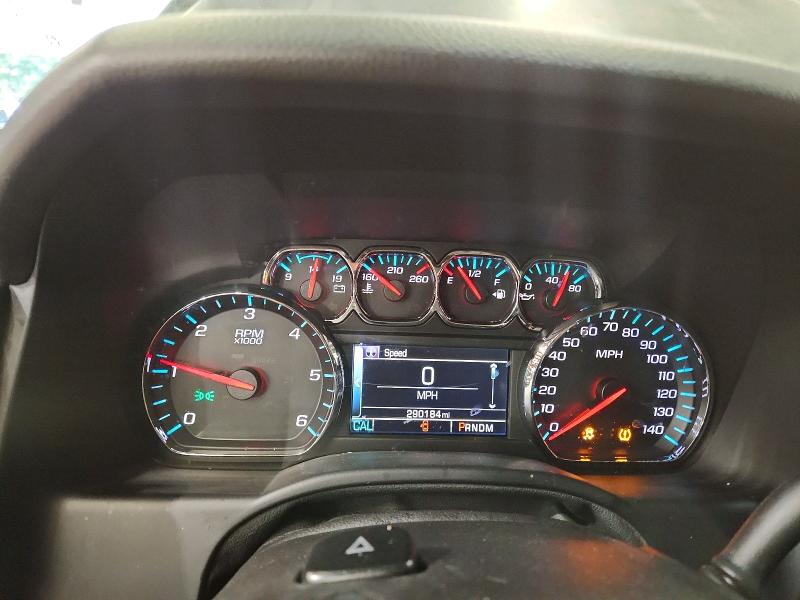 2015 Chevrolet Suburban მანქანა იყიდება აუქციონზე, vin: 1GNSKJKC8FR547643, აუქციონის ნომერი: 62131516