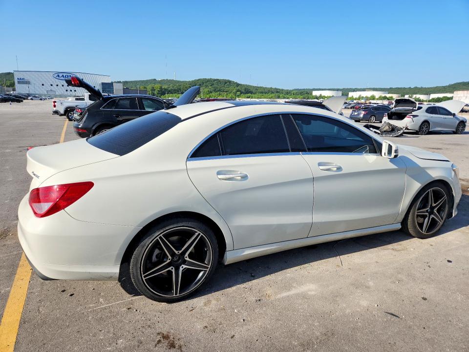 61919906 :رقم المزاد ، WDDSJ4GBXJN521080 vin ، 2018 Mercedes-benz Cla مزاد بيع