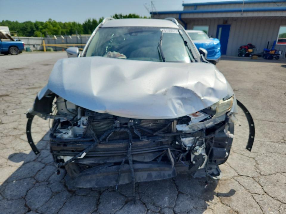 Продаж на аукціоні авто 2018 Nissan Rogue, vin: JN8AT2MV1JW318967, номер лоту: 61300726