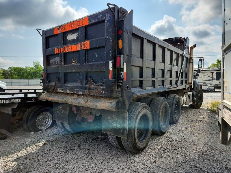 2003 Mack 700 მანქანა იყიდება აუქციონზე, vin: 1M2AG12C33M003027, აუქციონის ნომერი: 58916976