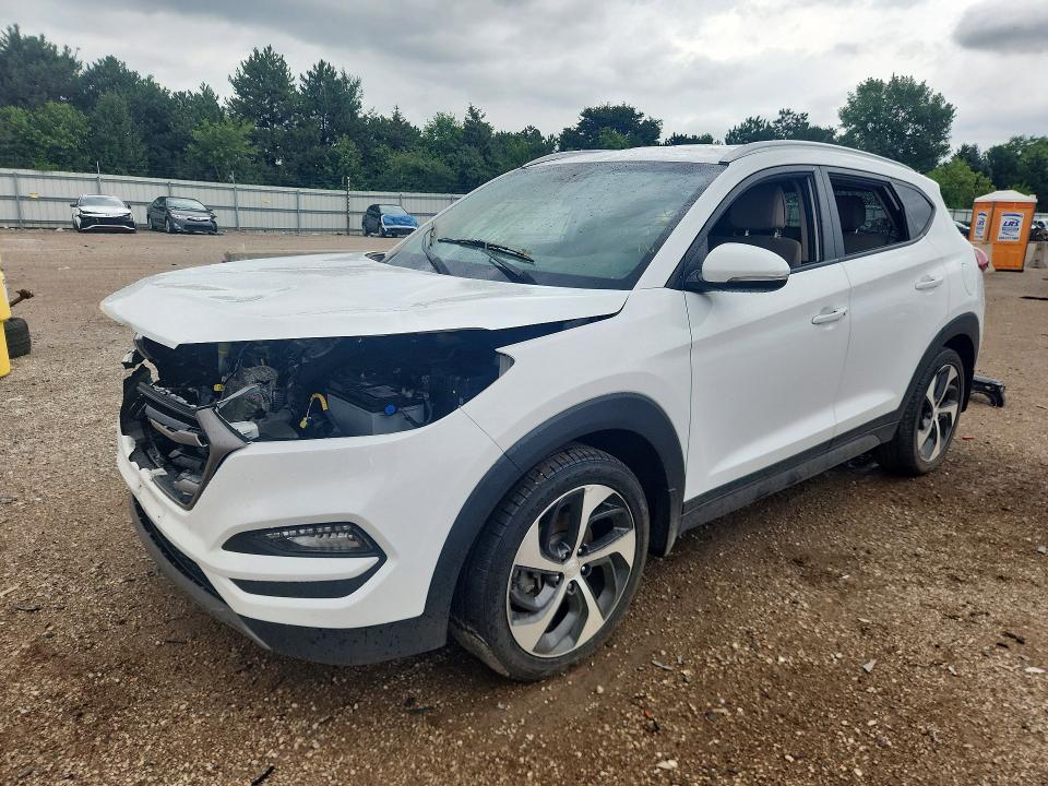 2016 Hyundai Tucson მანქანა იყიდება აუქციონზე, vin: KM8J3CA28GU221003, აუქციონის ნომერი: 62079216