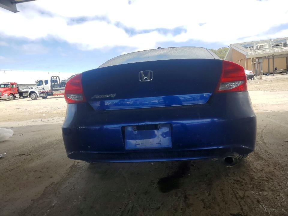 Auction sale of the 2011 Honda Accord, vin: 1HGCS1B80BA001096, lot number: 62450786