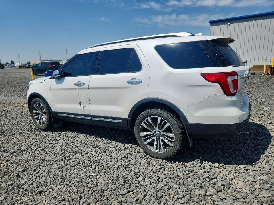 2017 Ford Explorer მანქანა იყიდება აუქციონზე, vin: 1FM5K8HT1HGB73618, აუქციონის ნომერი: 61706676