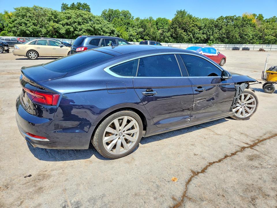 58993156 :رقم المزاد ، WAUBNCF56JA053048 vin ، 2018 Audi A5 مزاد بيع