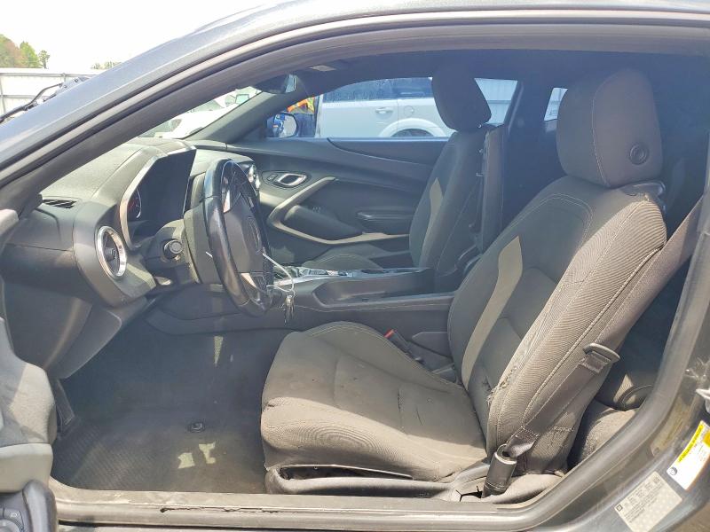 59855376 :رقم المزاد ، 1G1FB1RX4J0106228 vin ، 2018 Chevrolet Camaro مزاد بيع