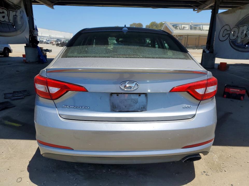2015 Hyundai Sonata მანქანა იყიდება აუქციონზე, vin: 5NPE24AA3FH115654, აუქციონის ნომერი: 61583176