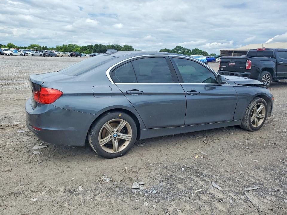 2015 Bmw 328 მანქანა იყიდება აუქციონზე, vin: WBA3A5G57FNS82932, აუქციონის ნომერი: 61164906