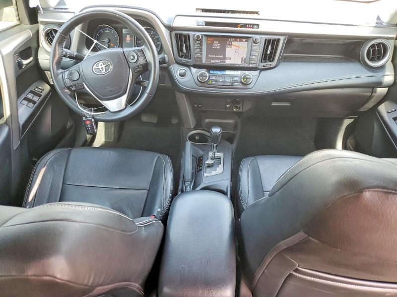 62133216 :رقم المزاد ، 2T3RFREV3JW749869 vin ، 2018 Toyota Rav4 مزاد بيع