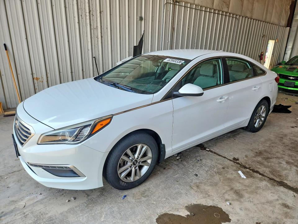2015 Hyundai Sonata მანქანა იყიდება აუქციონზე, vin: 5NPE24AF8FH188434, აუქციონის ნომერი: 62693336