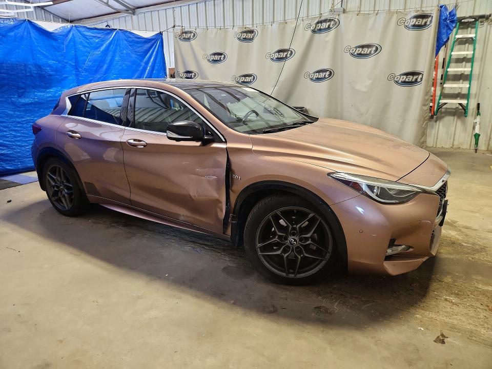 60314136 :رقم المزاد ، SJKCH5CP8HA021628 vin ، 2017 Infiniti Qx30 مزاد بيع