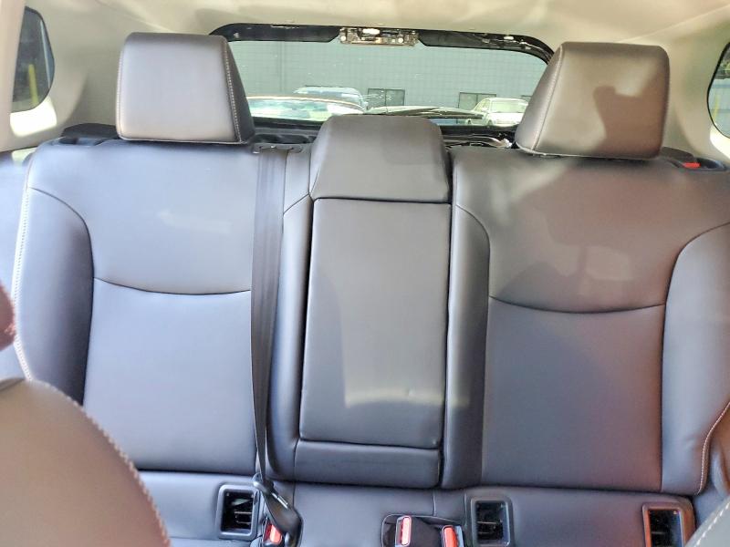 Продажа на аукционе авто 2024 Toyota Corolla Cross, vin: 7MUDAAAG2RV075251, номер лота: 61438276