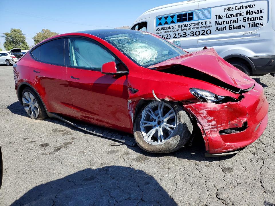 61407646 :رقم المزاد ، 7SAYGAEE1PF645392 vin ، 2023 Tesla Model Y مزاد بيع