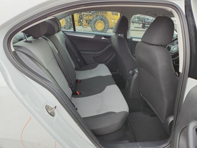 60616366 :رقم المزاد ، 3VW2B7AJ3HM319496 vin ، 2017 Volkswagen Jetta مزاد بيع