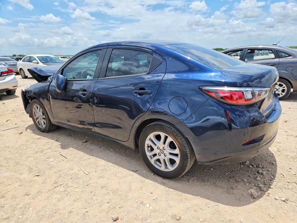60417306 :رقم المزاد ، 3MYDLBYV4JY315994 vin ، 2018 Toyota Yaris Ia مزاد بيع