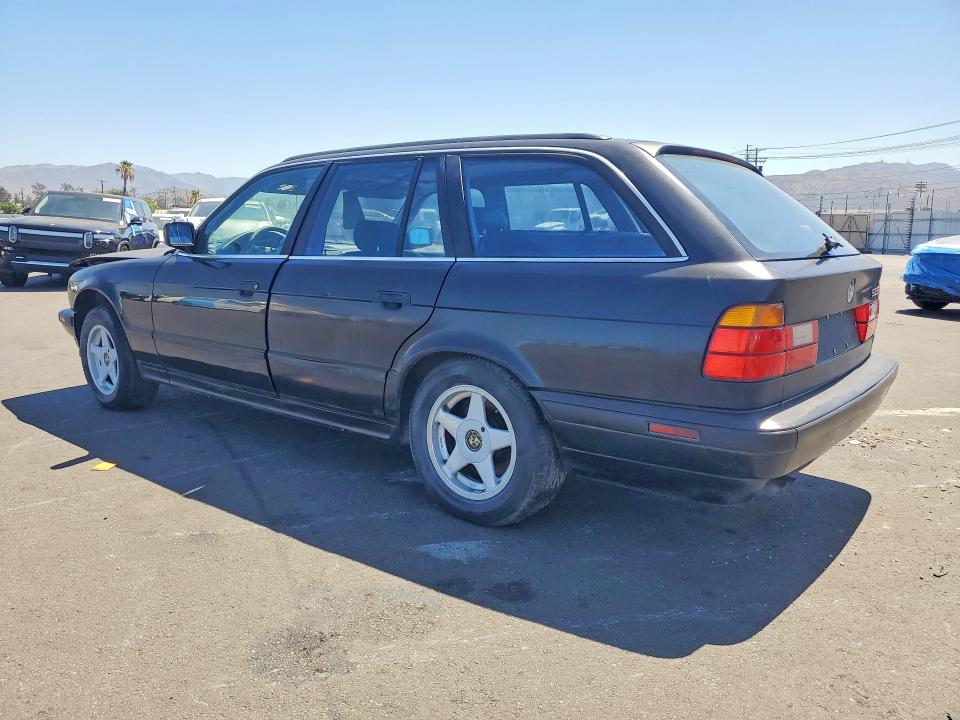 1992 Bmw 525 მანქანა იყიდება აუქციონზე, vin: WBAHJ6313NGD21472, აუქციონის ნომერი: 59984336