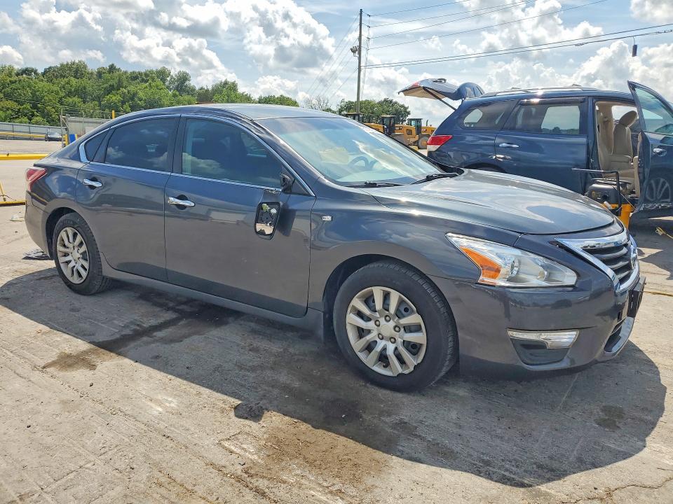 2013 Nissan Altima მანქანა იყიდება აუქციონზე, vin: 1N4AL3AP1DN411706, აუქციონის ნომერი: 61792536