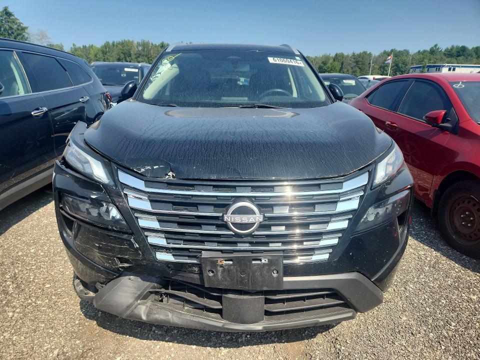 Продажа на аукционе авто 2024 Nissan Rogue, vin: JN8BT3BB0RW181132, номер лота: 61069416