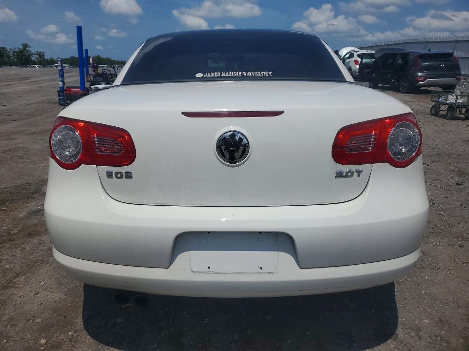 60458666 :رقم المزاد ، WVWBA71F68V010399 vin ، 2008 Volkswagen Eos مزاد بيع