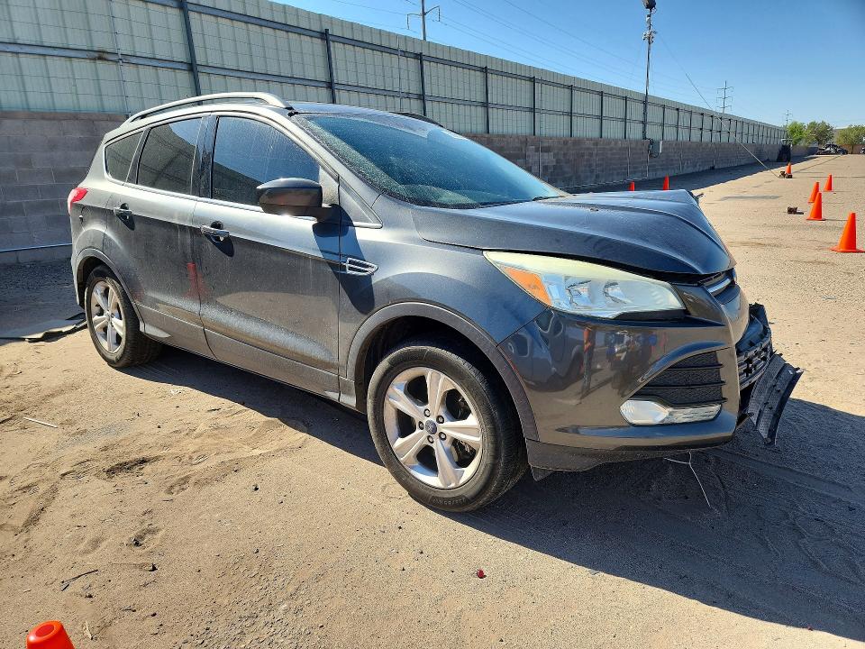 60602466 :رقم المزاد ، 1FMCU9G96GUB98611 vin ، 2016 Ford Escape مزاد بيع