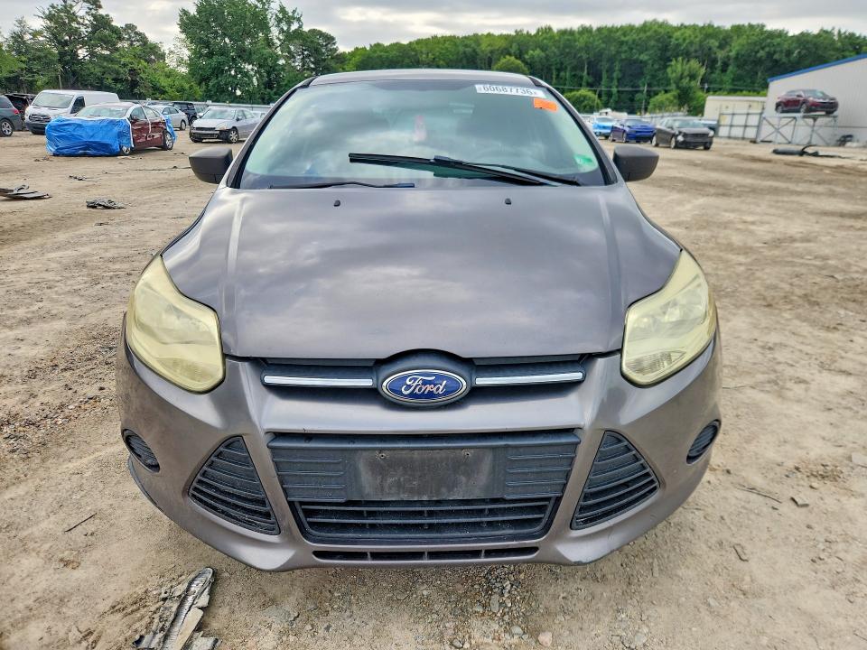 60687736 :رقم المزاد ، 1FAHP3E2XCL321353 vin ، 2012 Ford Focus مزاد بيع