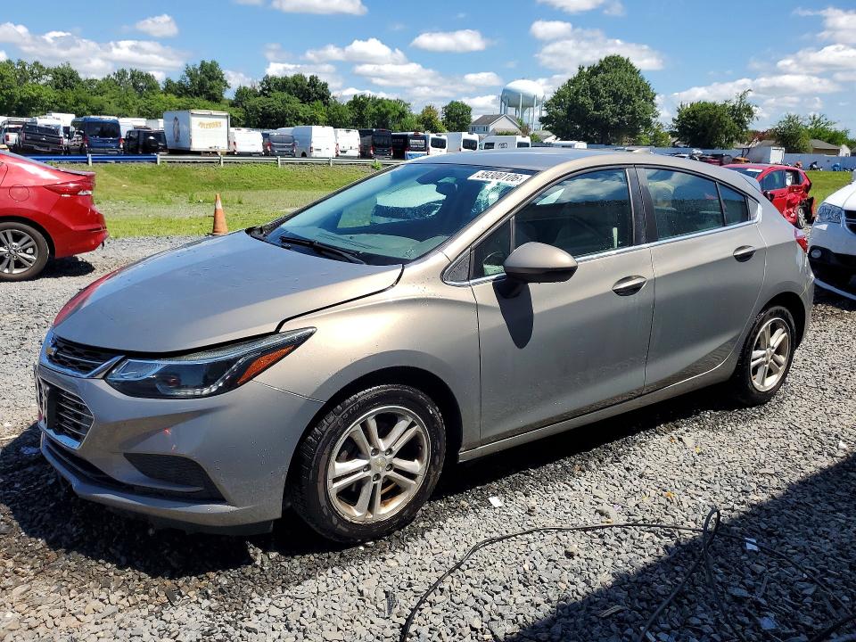 59300106 :رقم المزاد ، 3G1BE6SM9HS557712 vin ، 2017 Chevrolet Cruze مزاد بيع