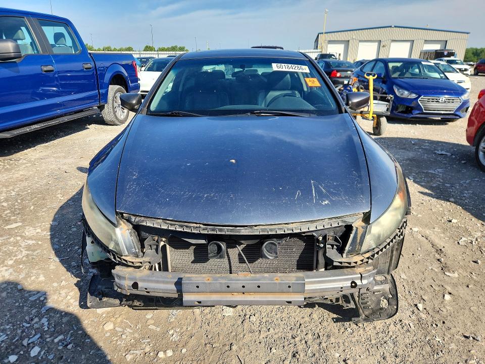 Продаж на аукціоні авто 2011 Honda Accord, vin: 1HGCS1B88BA004036, номер лоту: 60184286