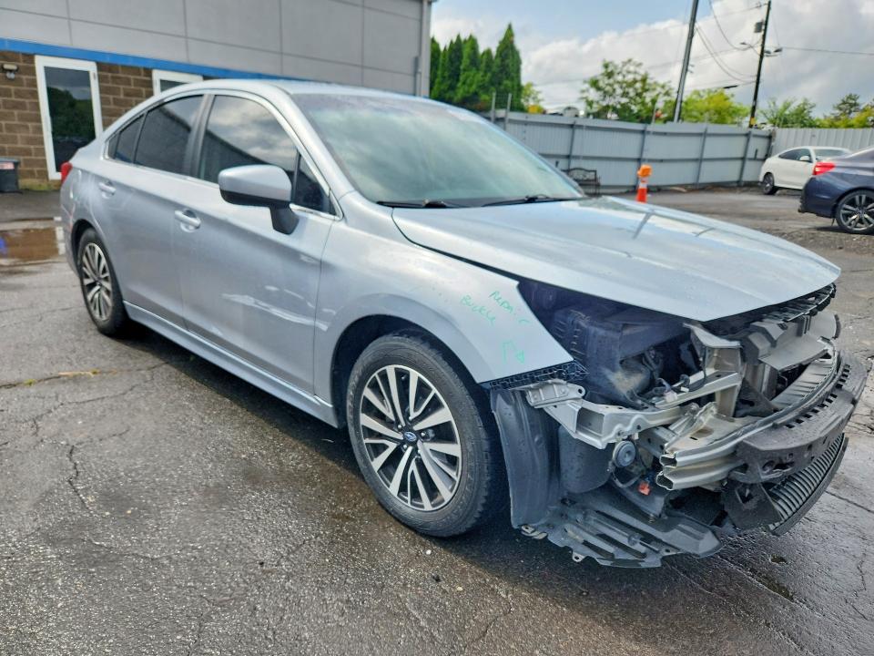 Продажа на аукционе авто 2018 Subaru Legacy, vin: 4S3BNAC68J3022800, номер лота: 62702106