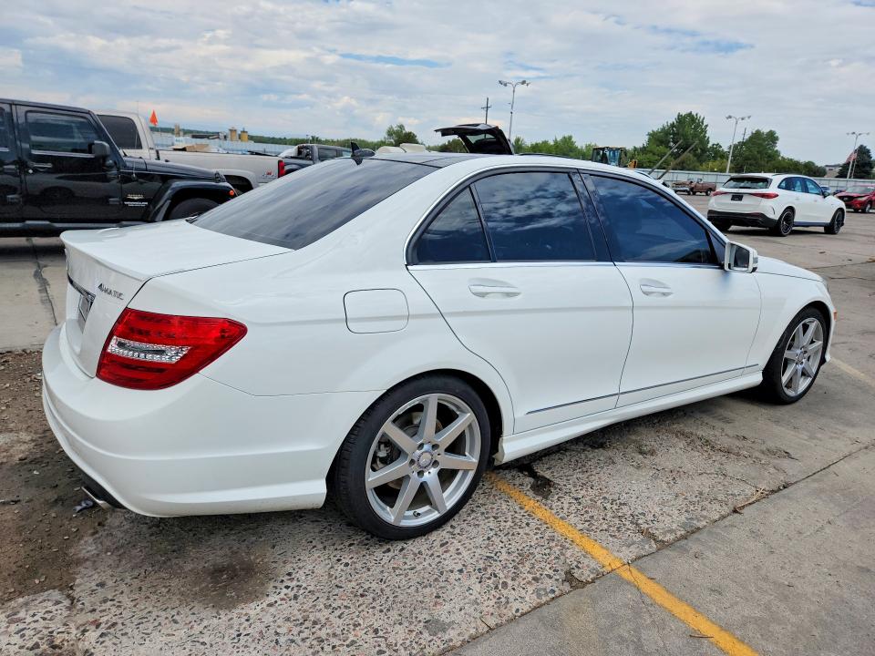 59885066 :رقم المزاد ، WDDGF8AB3DA878894 vin ، 2013 Mercedes-benz C مزاد بيع