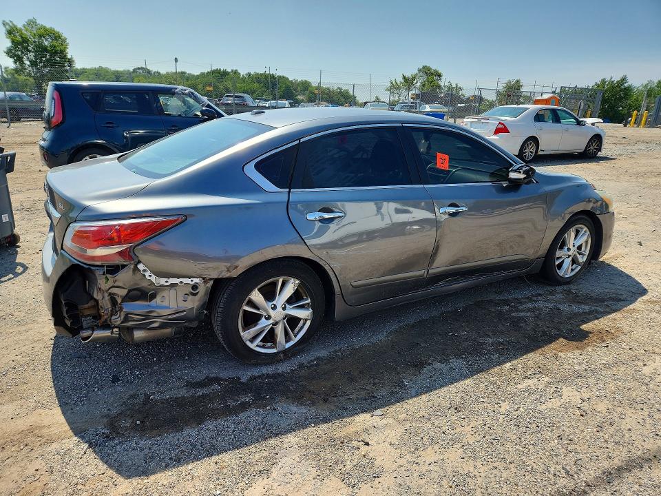 61057606 :رقم المزاد ، 1N4AL3AP2FC166204 vin ، 2015 Nissan Altima مزاد بيع