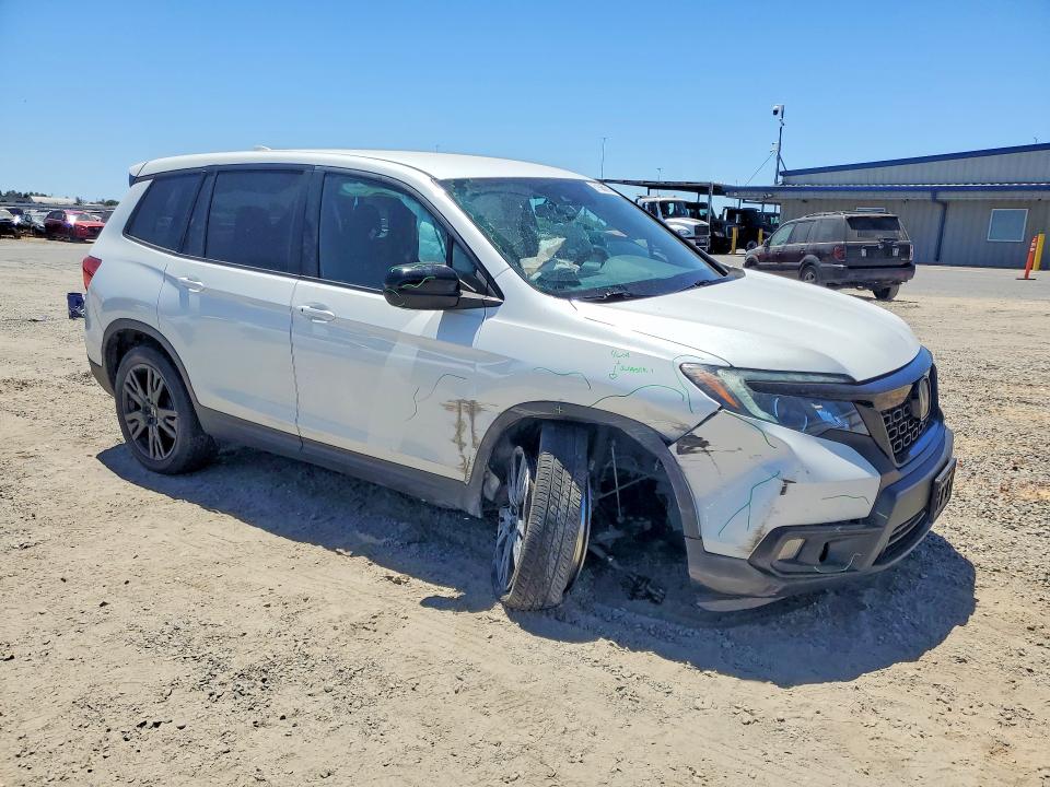 61560916 :رقم المزاد ، 5FNYF8H28MB016198 vin ، 2021 Honda Passport مزاد بيع